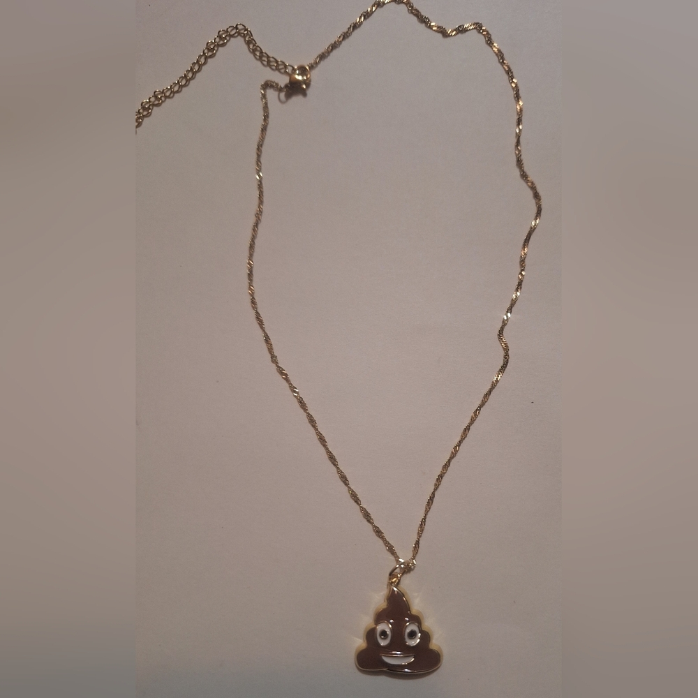 Oak & Ivy Boutique Gold Tone Poop Emoji Necklace 17.75-21" NWOT